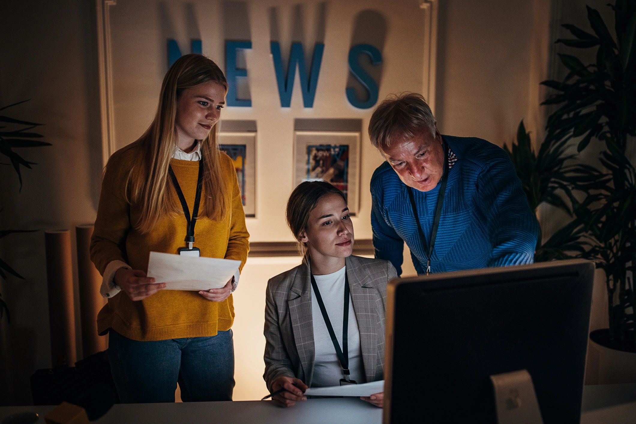 newsroom discussion editorial
